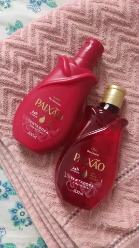 Óleo de corpo e Creme Deo Hidratante